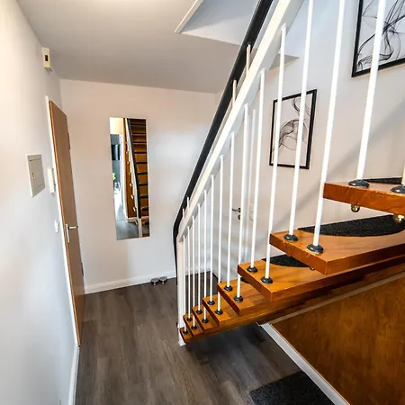 Stern Blick - Maisonette, Balkon, Zentral In *