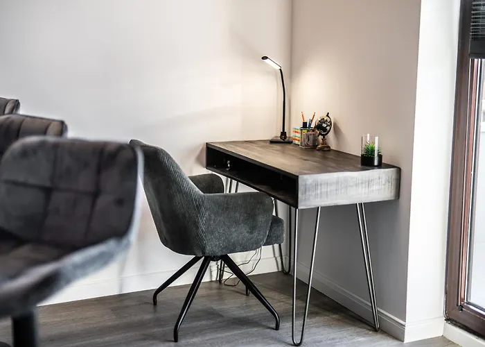 Stern Blick - Maisonette, Balkon, Zentral In *